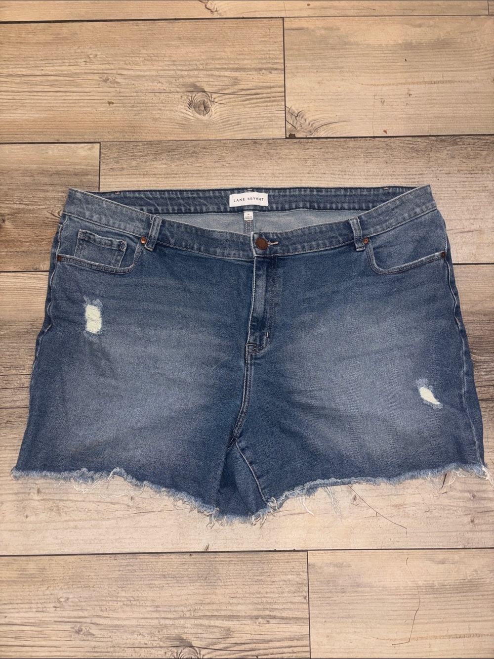 Lane Bryant Blue Frayed Hem Distressed Denim Shorts Magic Waistband Size 20